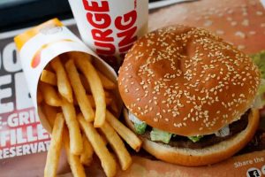 Cara Menjadi Mitra Franchise Burger King: Syarat, Biaya, dan Keuntungannya