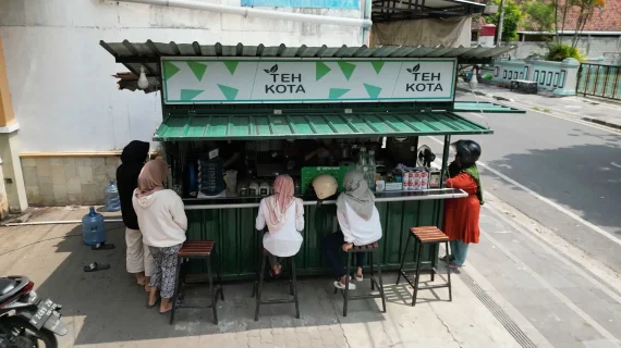 Cara Memulai Franchise Teh Kota: Panduan Lengkap untuk Calon Mitra