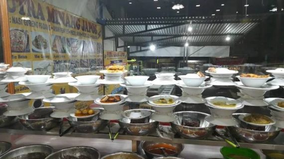 7 Franchise Restoran Padang yang Menjanjikan di Indonesia (Modal & Peluang Bisnis)