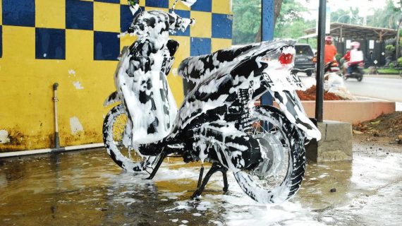 Franchise Cuci Motor: Peluang Bisnis Menjanjikan dengan Modal Fleksibel